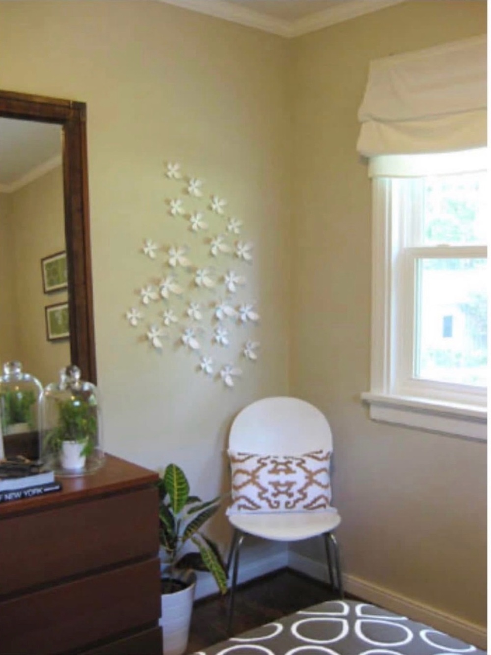 White Floral Metal Wall Art - Decorative Home Wall Decor